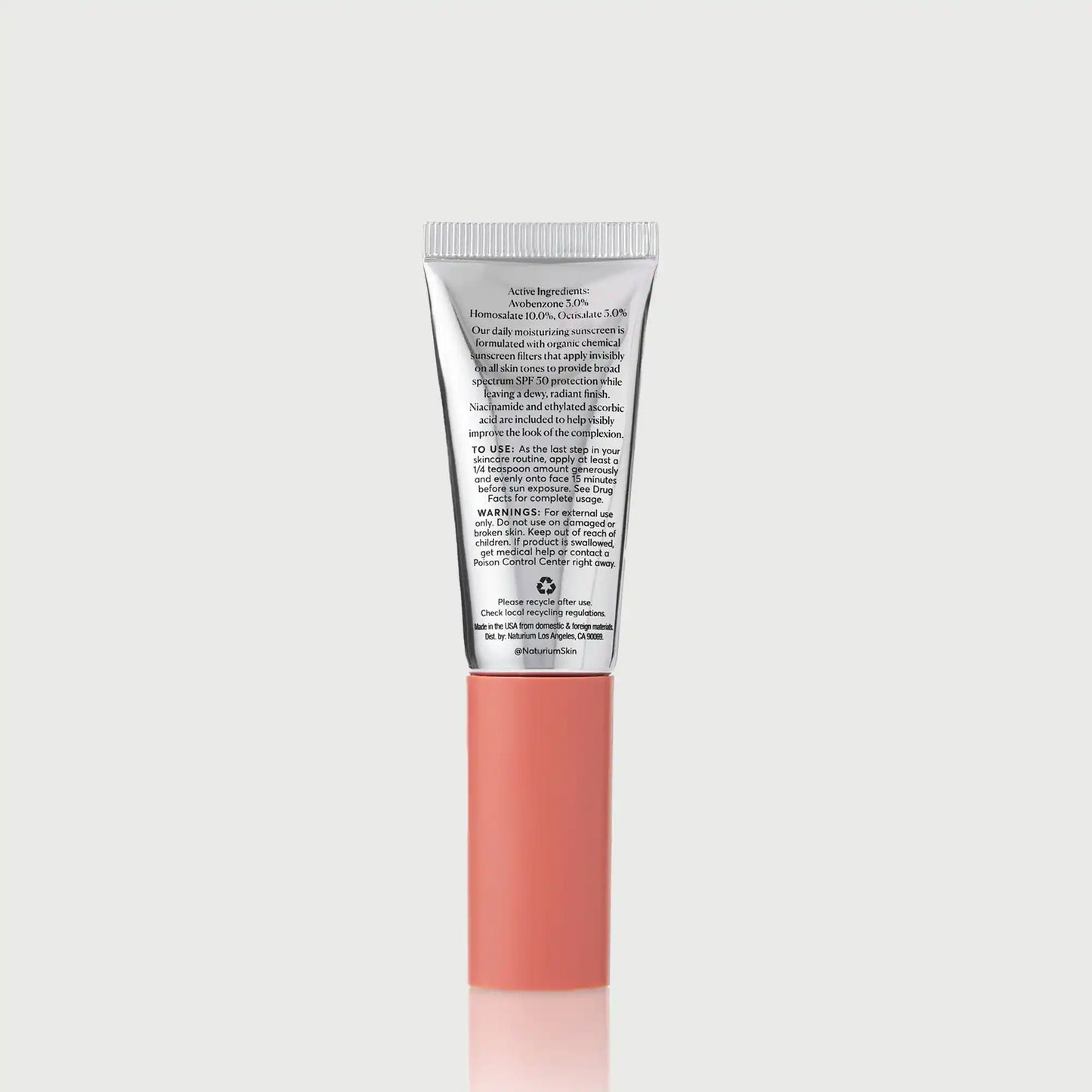 dew-glow-moisturizer-spf-50-travel-size-o5 NATR-10157_Dew-Glow-Moisturizer-SPF-50-Mini_back_capon_bonebkgd_d7cb9bbb-e294-42e2-8d5a-28c73c09b5b5.webp
