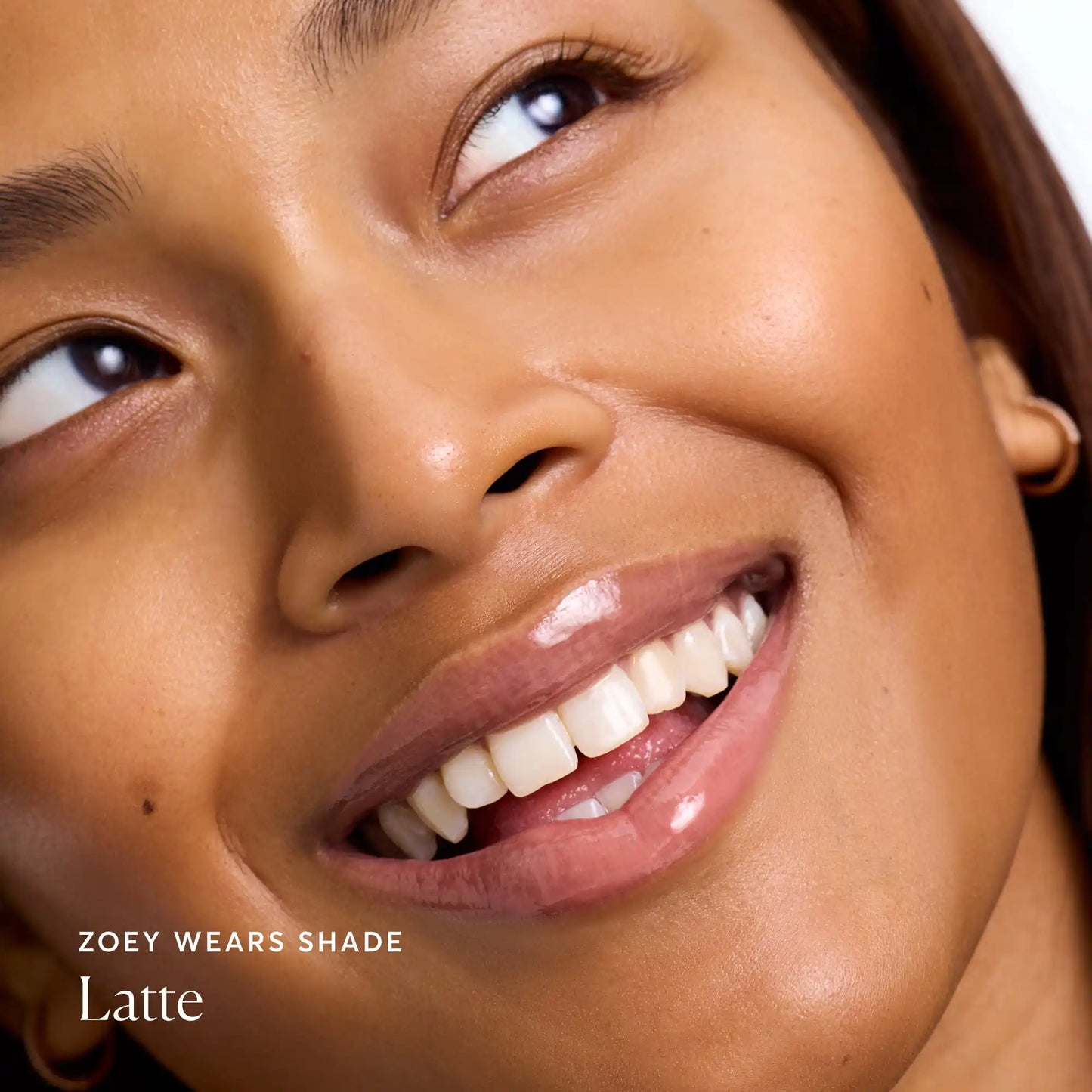 phyto-glow-lip-balm-latte-f0 NATR-60110-Alt-Images-Phyto-Glow-Lip-Balm-Latte-04.webp