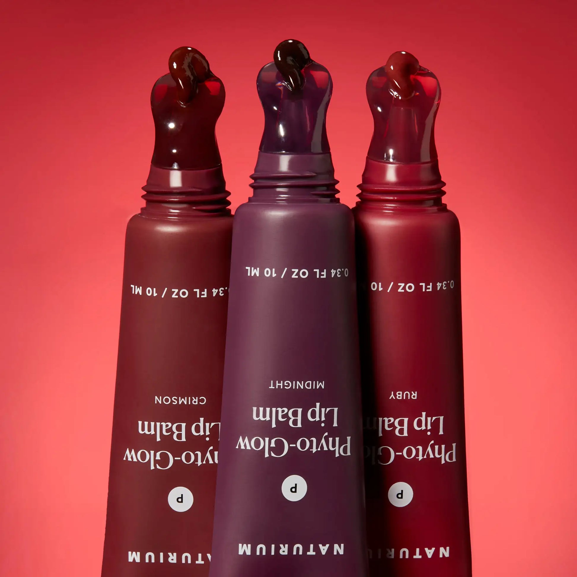 phyto-glow-lip-balm-crimson-q6 phytoglow-moody_6357-crop_1_e73a7054-8061-4f72-8a58-c0111f6fcffa.webp