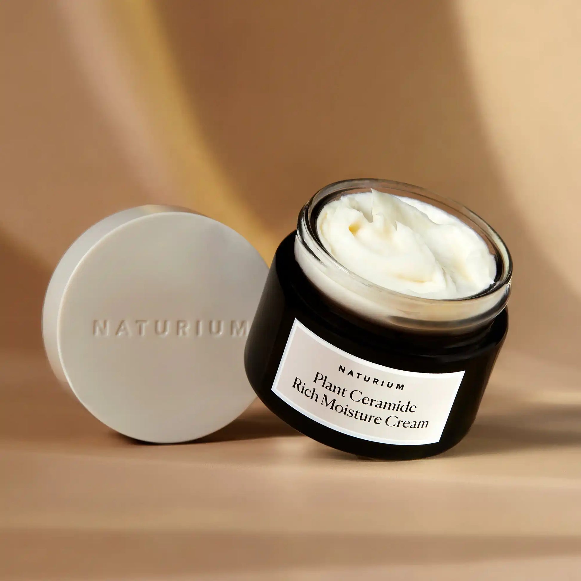 plant-ceramide-rich-moisture-cream-w6 plantceramide_0154-crop_1.webp